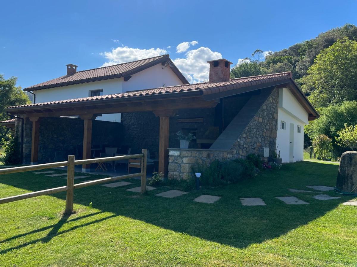 Casa Rural Mazarredonda San Pantaleón de Aras Esterno foto